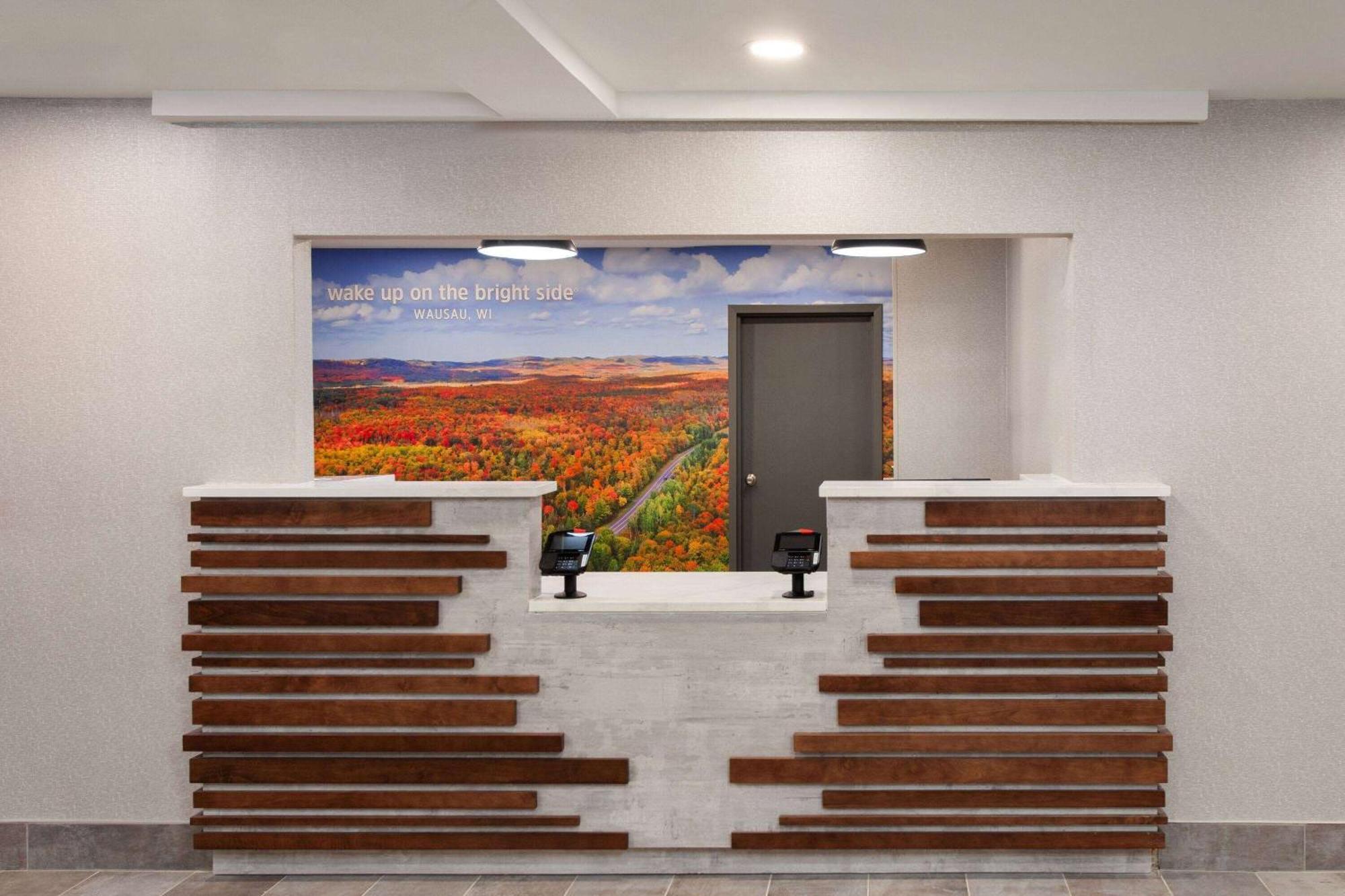 La Quinta Inn By Wyndham Wausau Buitenkant foto