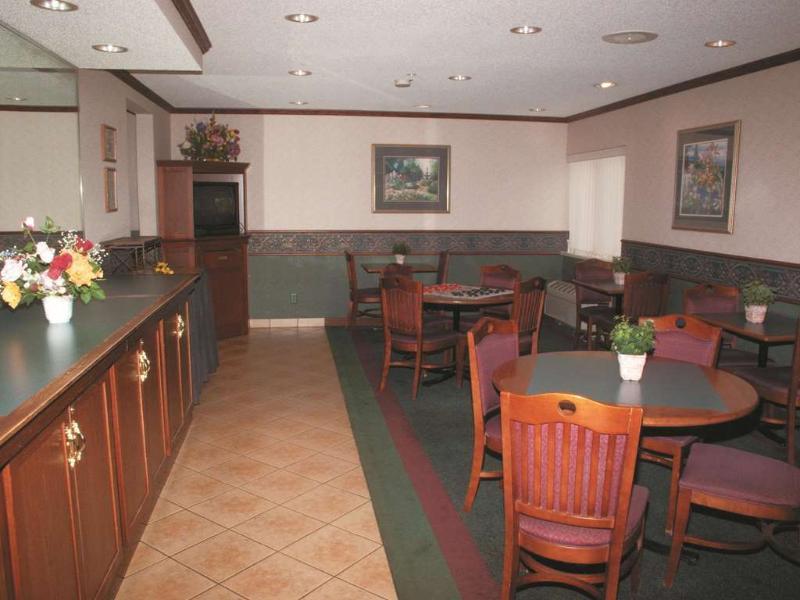 La Quinta Inn By Wyndham Wausau Buitenkant foto